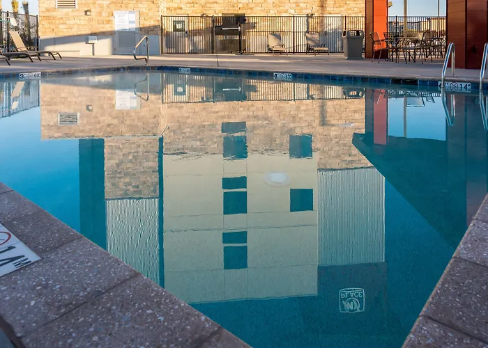 Sonesta Simply Hotel